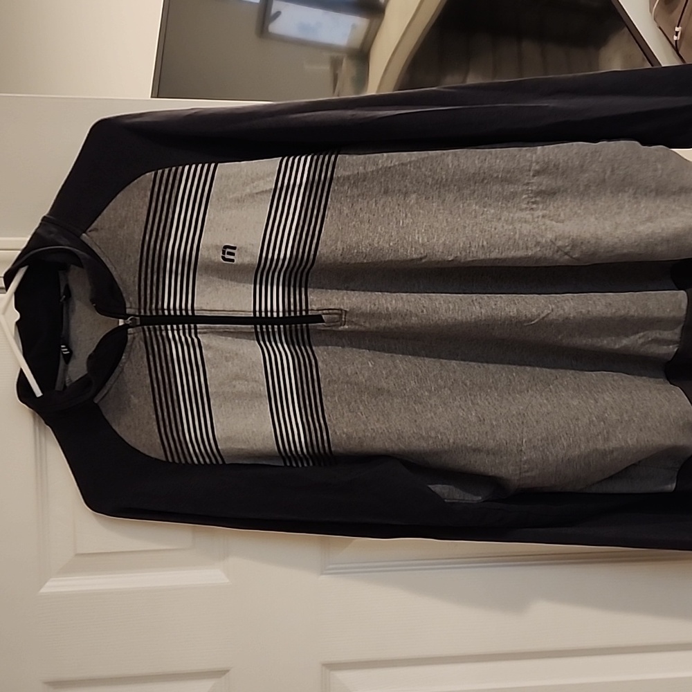 Travis Mathew grey black 1/4 zip